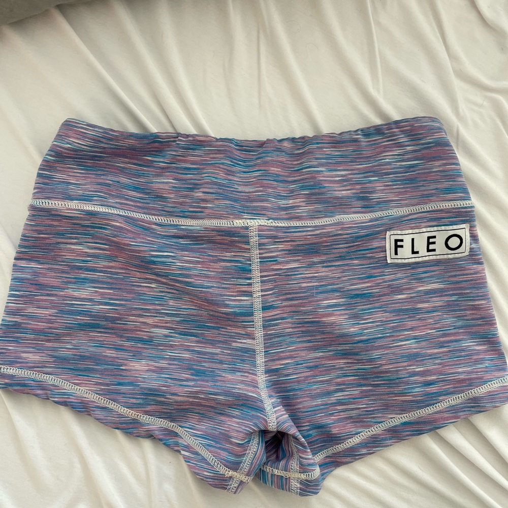 Fleo bubblegum shorts